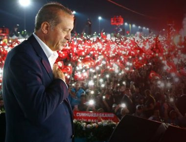 Ο Ρ.Τ.Ερντογάν αρνείται τις κατηγορίες περί δικτατορίας